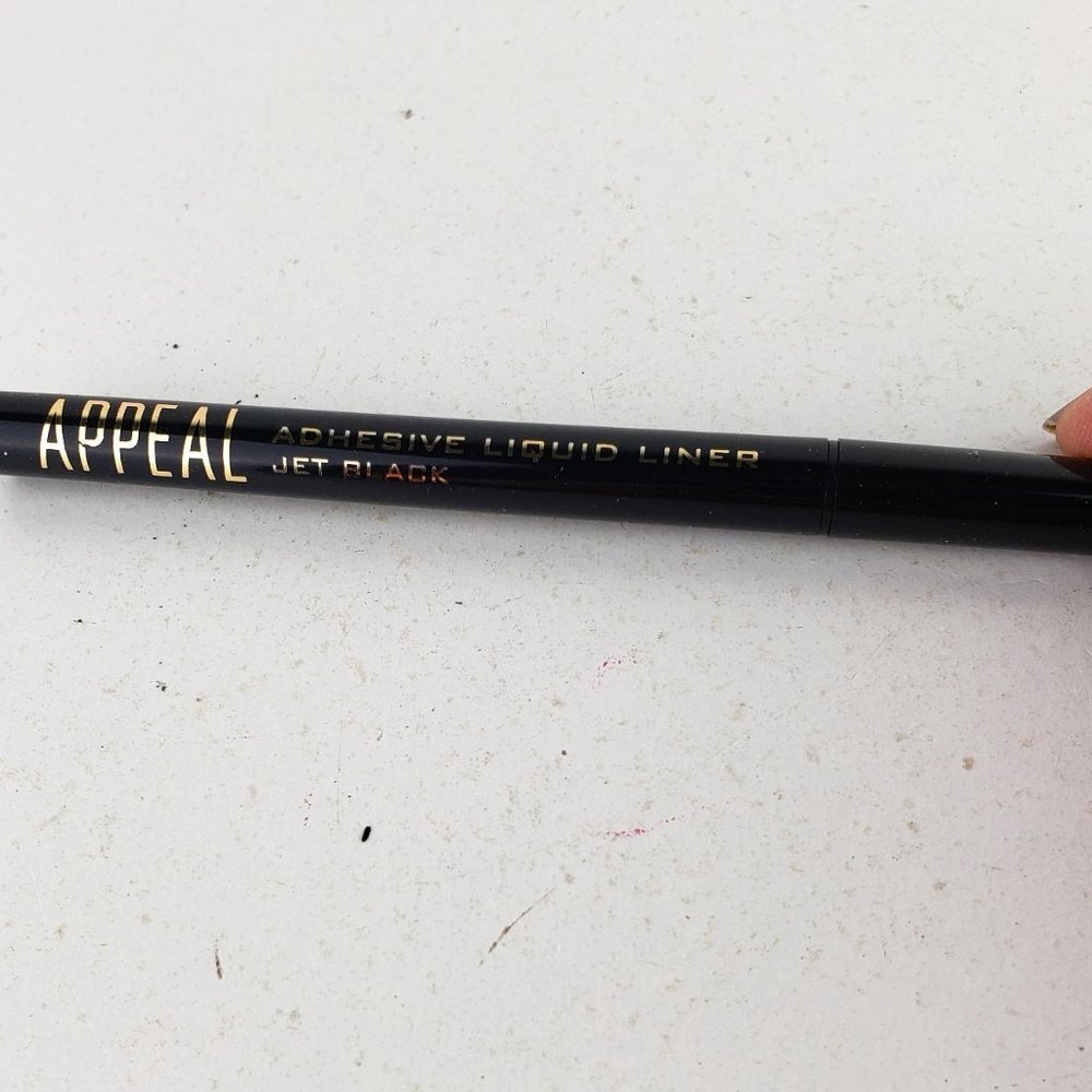 Appeal Cosmetics Adhesive Liquid Liner NWT